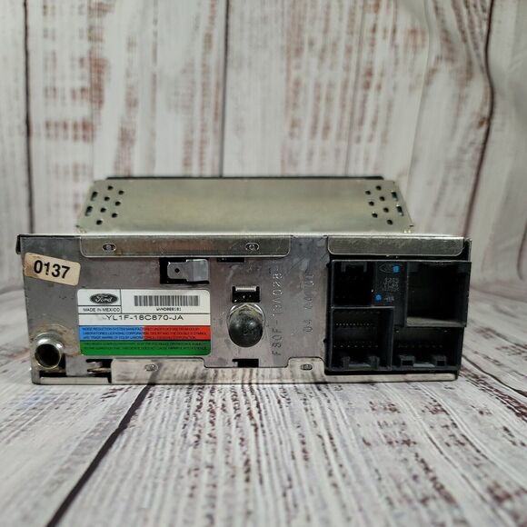 99 -04 Ford Expedition Mercury AM FM Cassette with CD Controls YL1F-18C870-JA - Picture 5 of 7